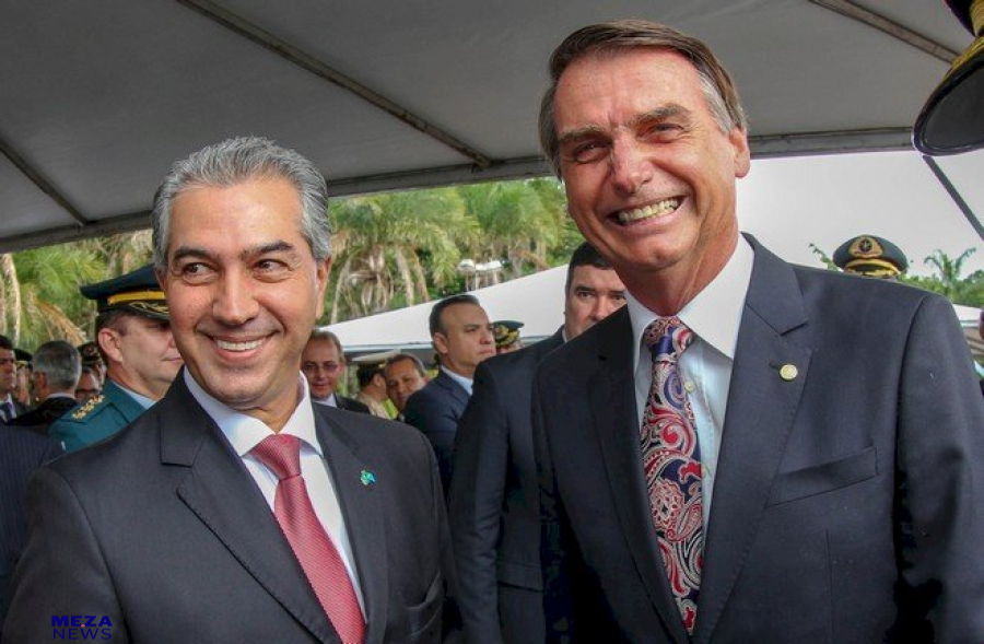 Azambuja deixa o PSDB e leva 18 prefeitos para o PL em movimento que redesenha a política sul-mato-grossense
