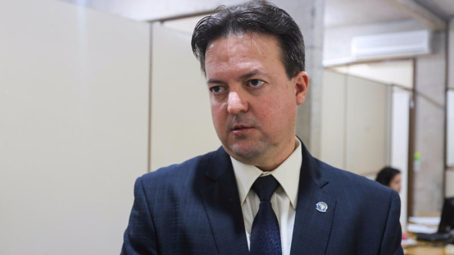 STJ mantém absolvição de delegado acusado de perseguir e atirar contra jovem
