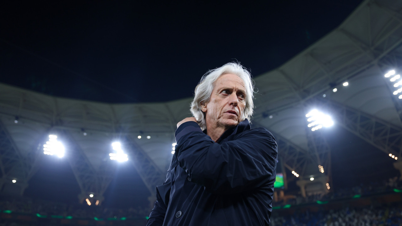 Jorge Jesus tenta 'pescar' reforço para o Al Hilal no... Barcelona
