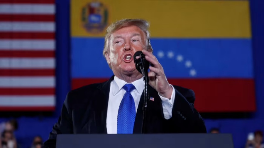 EUA intensificam pressão sobre a Venezuela com operações secretas e ameaça de ataques