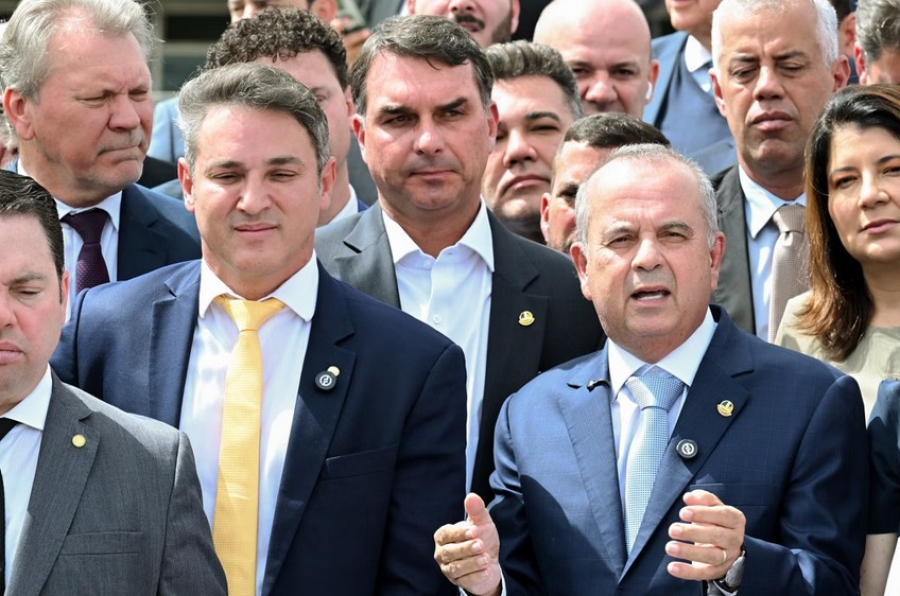 Direita articula derrotas ao Governo em meio à crise e ataques de Lula contra o Centrão