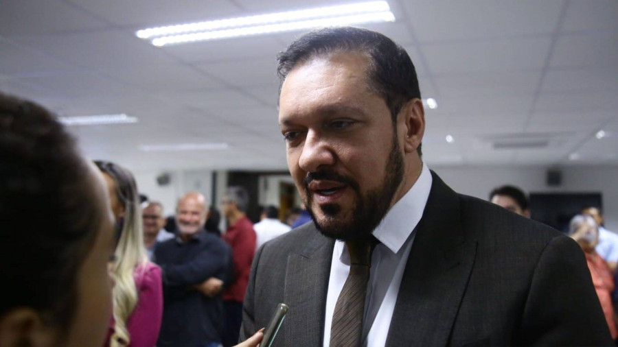 Adiamentos no TSE podem garantir mandato de Lucas de Lima