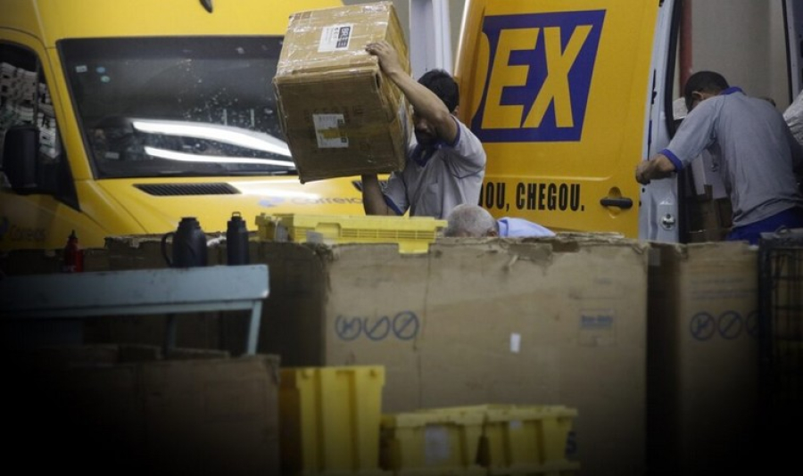 Rombo bilionário dos Correios força Governo a bloquear gastos de ministérios