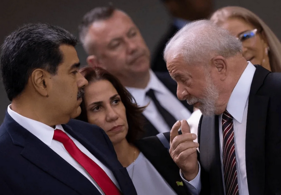 Lula faz ligação sigilosa a Maduro sobre ação dos EUA no Caribe