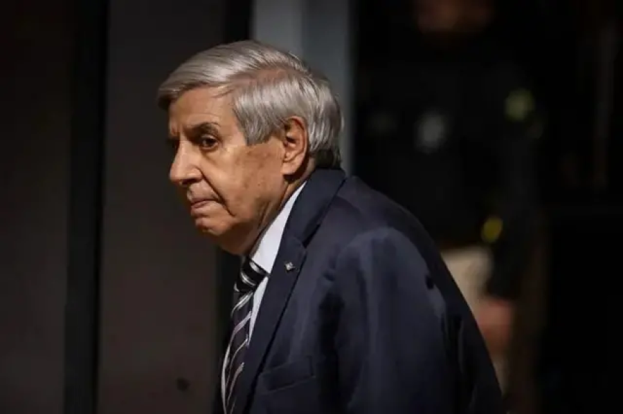 Ministro do STF concede prisão domiciliar a General Augusto Heleno por motivos de saúde