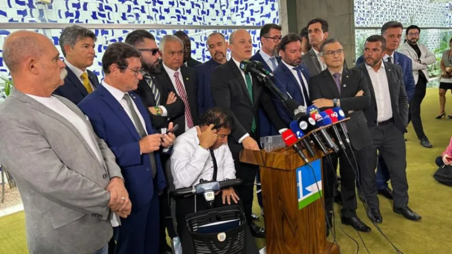 Bancada de oposição protocola novo pedido de impeachment contra Moraes