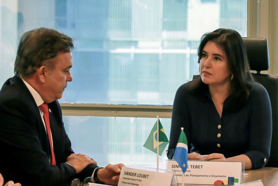 Esquerda em MS enfrenta indefinição estratégica a menos de um ano das eleições de 2026