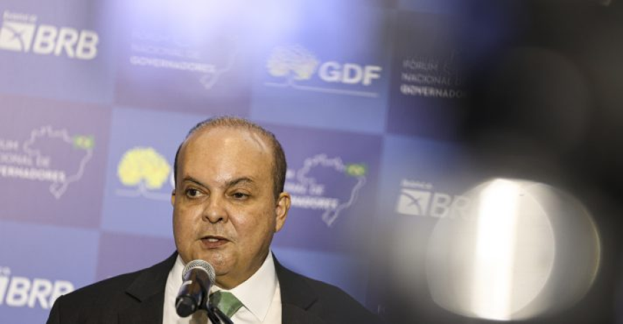 Governador do DF enfrenta pedidos de impeachment ligados a Caso Banco Master