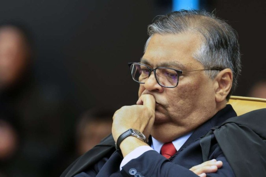 Ministro Dino suspende “penduricalhos” que elevavam salários de servidores em MS para até R$ 350 mil
