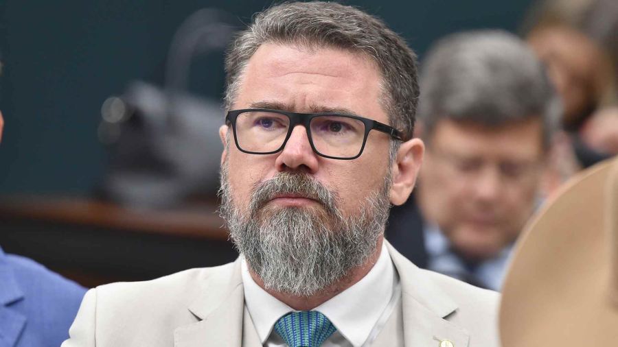 “Canalhice”: deputado Pollon critica TSE por liberar samba-enredo em homenagem a Lula