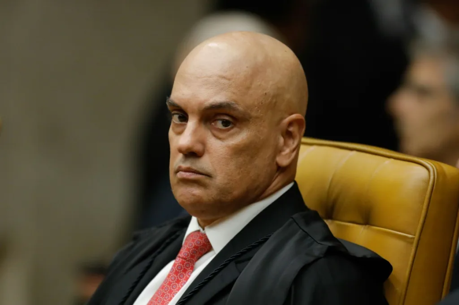 Moraes ordena que Receita apure possível quebra de sigilo de ministros do STF, diz jornal