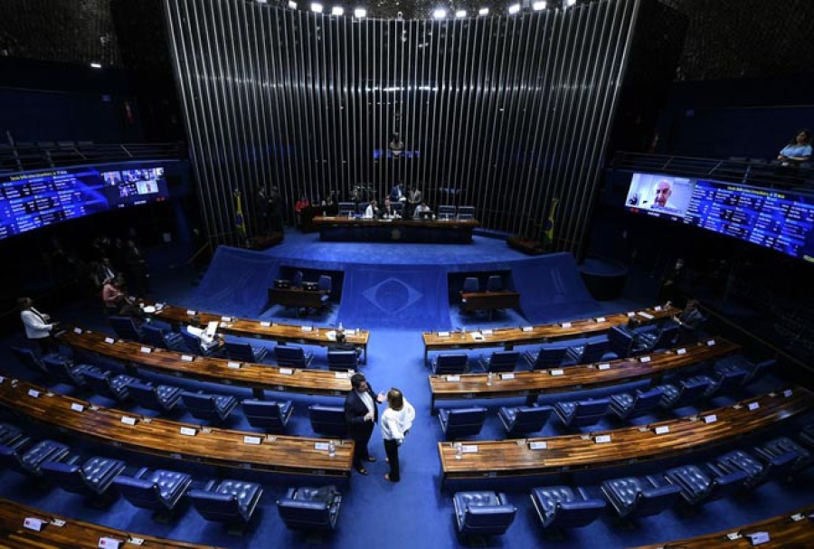 PL projeta conquistar 33 cadeiras no Senado e mira maioria absoluta em 2026