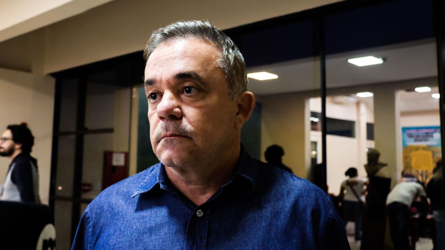 PT vê “tempo esgotado” para federação com PDT, mas não descarta aliança em 2026