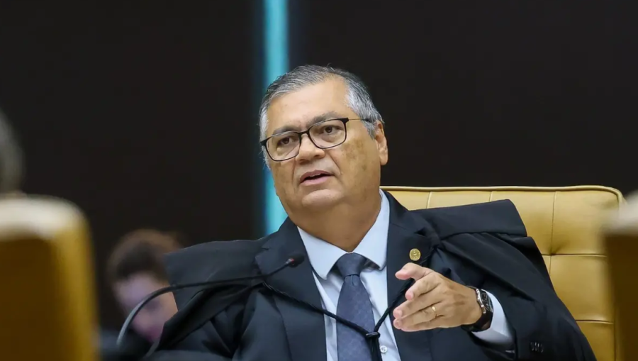 Dino endurece regras e proíbe novos “penduricalhos” que estouram o teto do funcionalismo