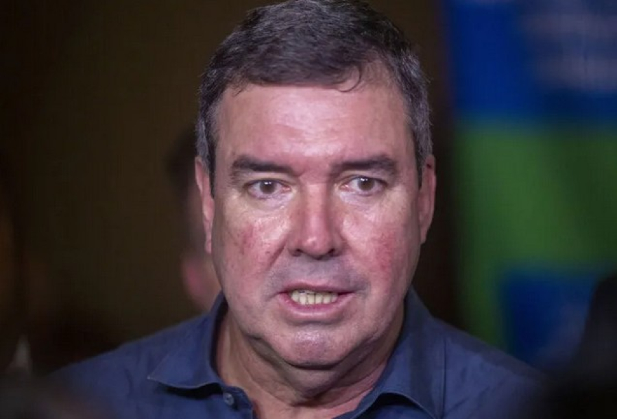 Riedel anuncia apoio a candidato de direita contra Lula em 2026 e confirma pré-candidatura à reeleição