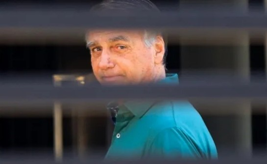 PGR se manifesta a favor de domiciliar para Bolsonaro