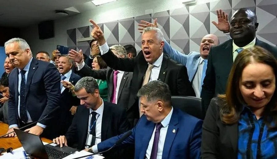 Decisão do STF contra CPMI do INSS impulsiona pressão da oposição por CPI do Master