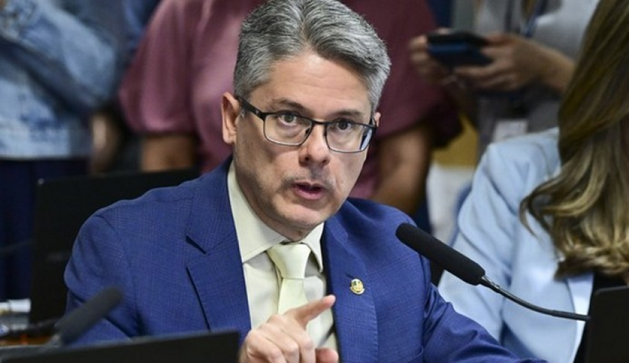Relator Alessandro Vieira reúne 27 assinaturas e tenta prorrogar CPI do Crime Organizado no Senado