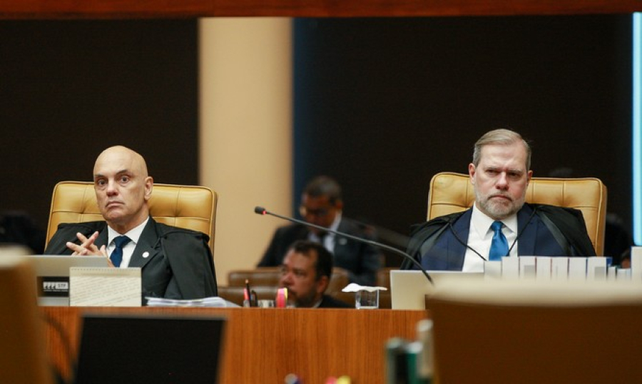 Oposição cobra explicações do STF após silêncio sobre contato com advogado de Vorcaro