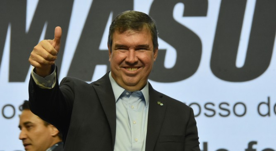 Aprovação do governador Riedel sobe para 71% e atinge novo patamar, diz pesquisa