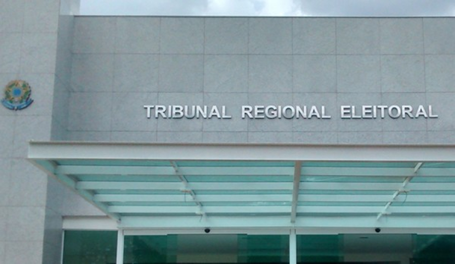 Justiça Eleitoral se prepara para enfrentar fake news com IA em eleições