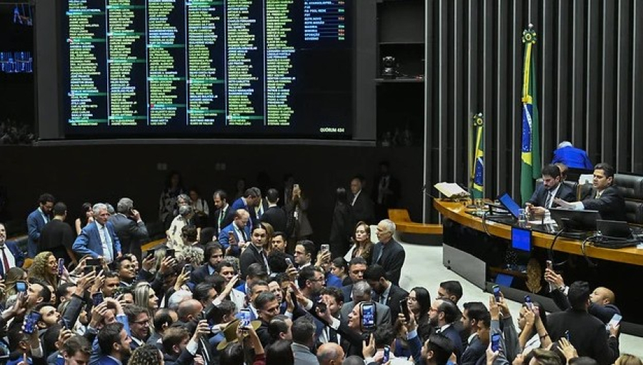 CPI do Banco Master acirra disputa no Congresso entre direita, Centrão e esquerda