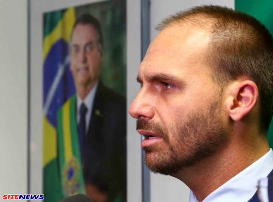 Decisão de Eduardo Bolsonaro é Celebrada por Parlamentares do PT 
