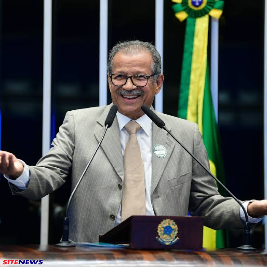 O desembargador aposentado e advogado Sebastião Coelho foi barrado nesta terça-feira (25) em sala no STF