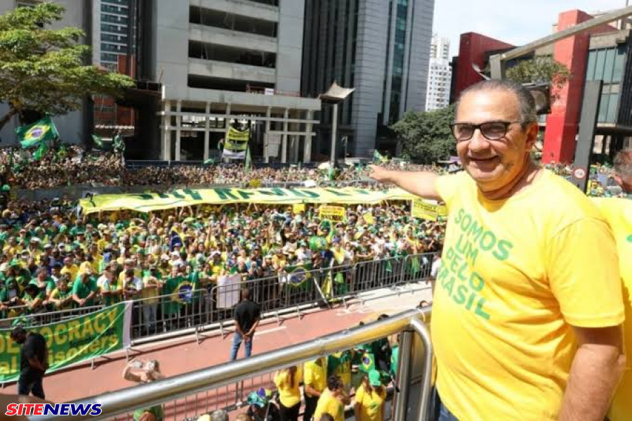 Malafaia critica duramente o governo em ato 