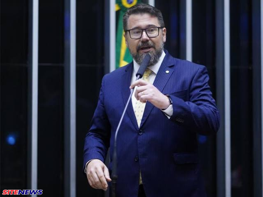 Marcos Pollon condena verba destinado ao MST