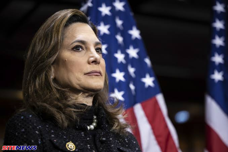 Deputada americana Maria Elvira Salazardo usou as redes sociais para citar ministro do STF