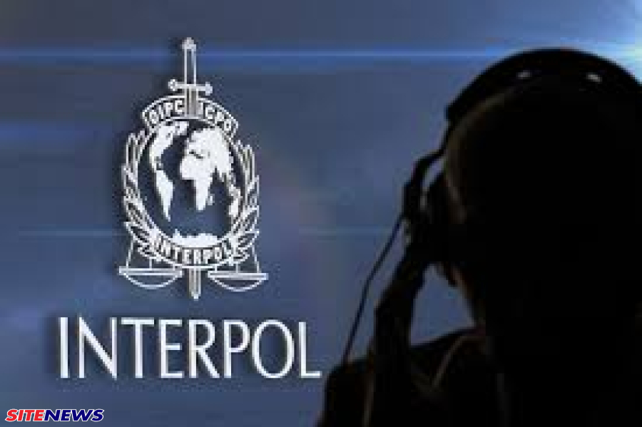 A Interpol incluiu oficialmente o nome da deputada federal Carla Zambelli (PL-SP)
