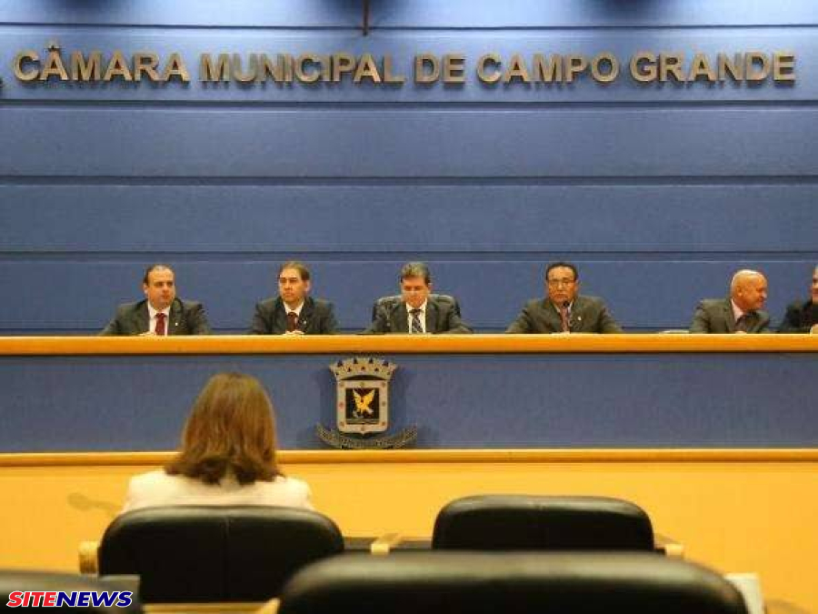 Câmara barra reajuste automático da tarifa de ônibus e mira contratos com consórcios